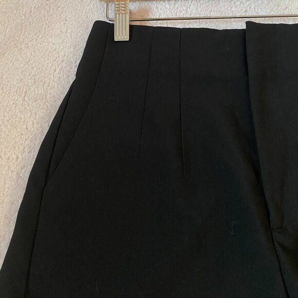 En Saison NEW Black Short SIZE M - Picture 7 of 9